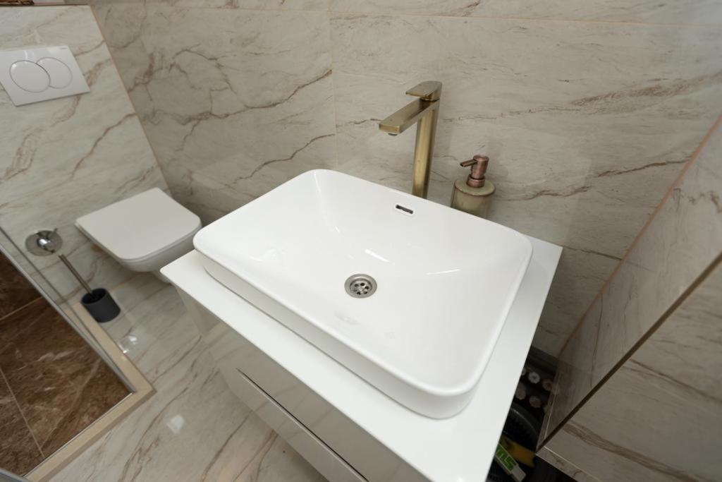 Bonsai Apartment Novi Pazar Buitenkant foto